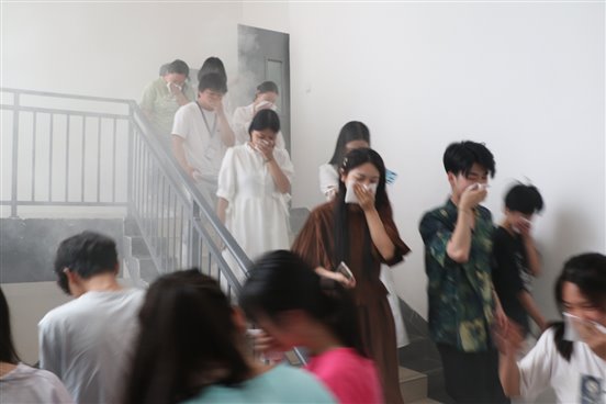 说明: C:\Users\ZhuangYe\AppData\Local\Temp\WeChat Files\37c686f67416bbc5587654a7e78907d.jpg