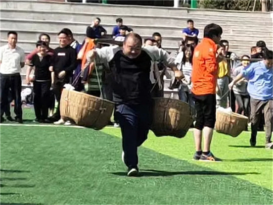 C:\Users\Administrator\Desktop\【喜报】收官！长沙校区在浏阳经开区职工运动会上 斩获三项团体、两项个人赛奖牌_files\640(4)
