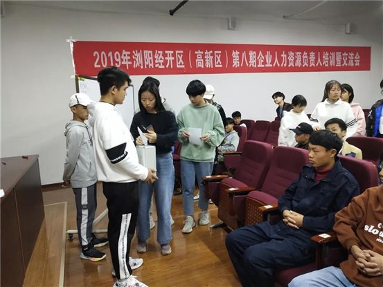 C:\Users\Administrator\Desktop\微信图片_20200523023339.jpg