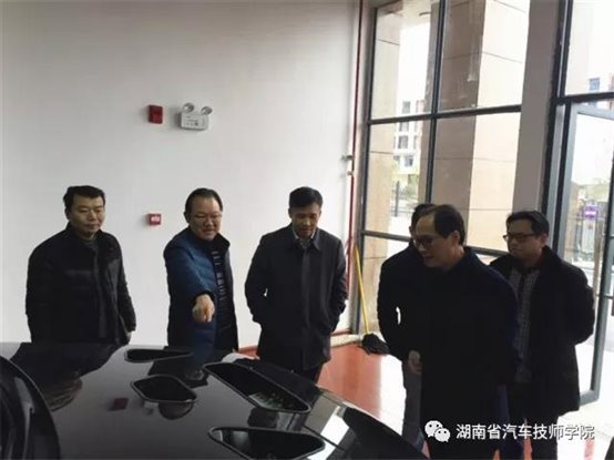 C:\Users\Administrator\Desktop\微信图片_20200523024636.jpg